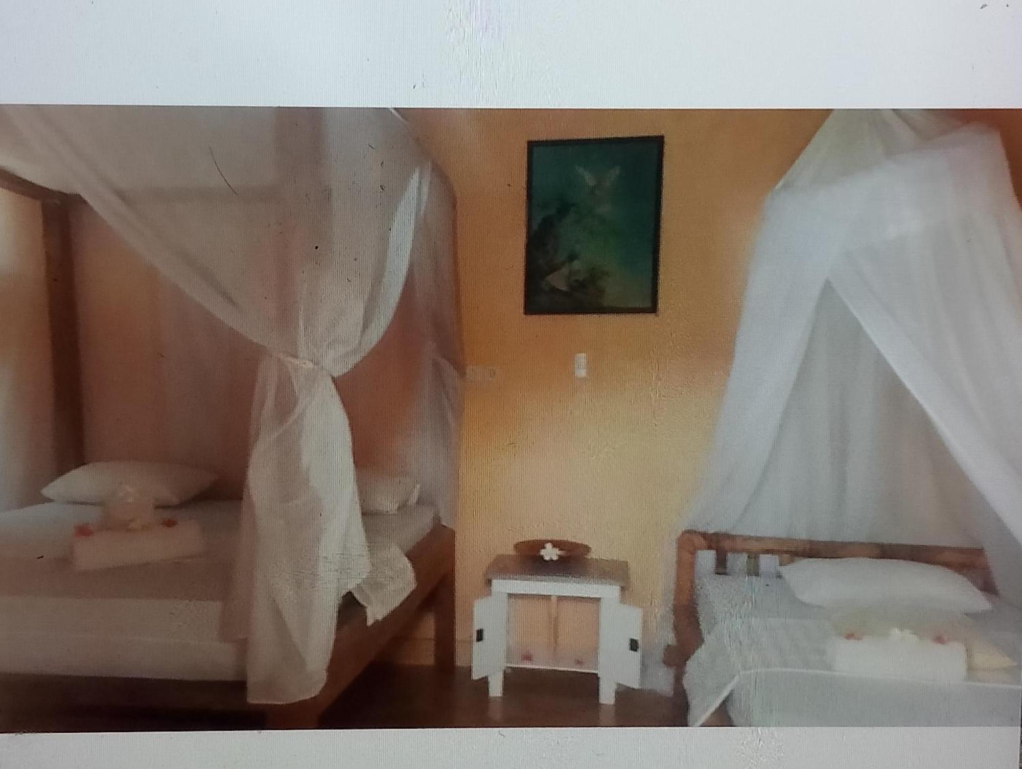 Fullesguesthouse กีลีตราวางัน ภายนอก รูปภาพ